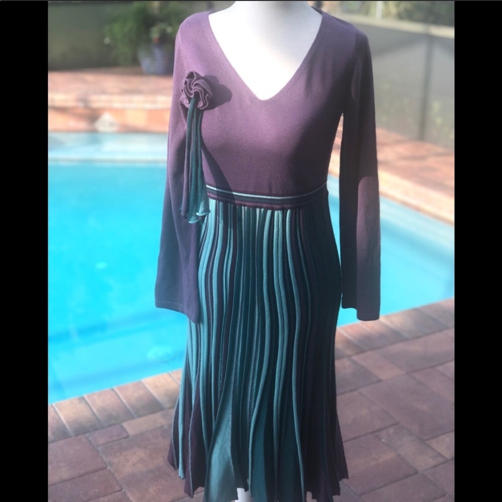 Zara knit pleated long sleeve V-neck dress